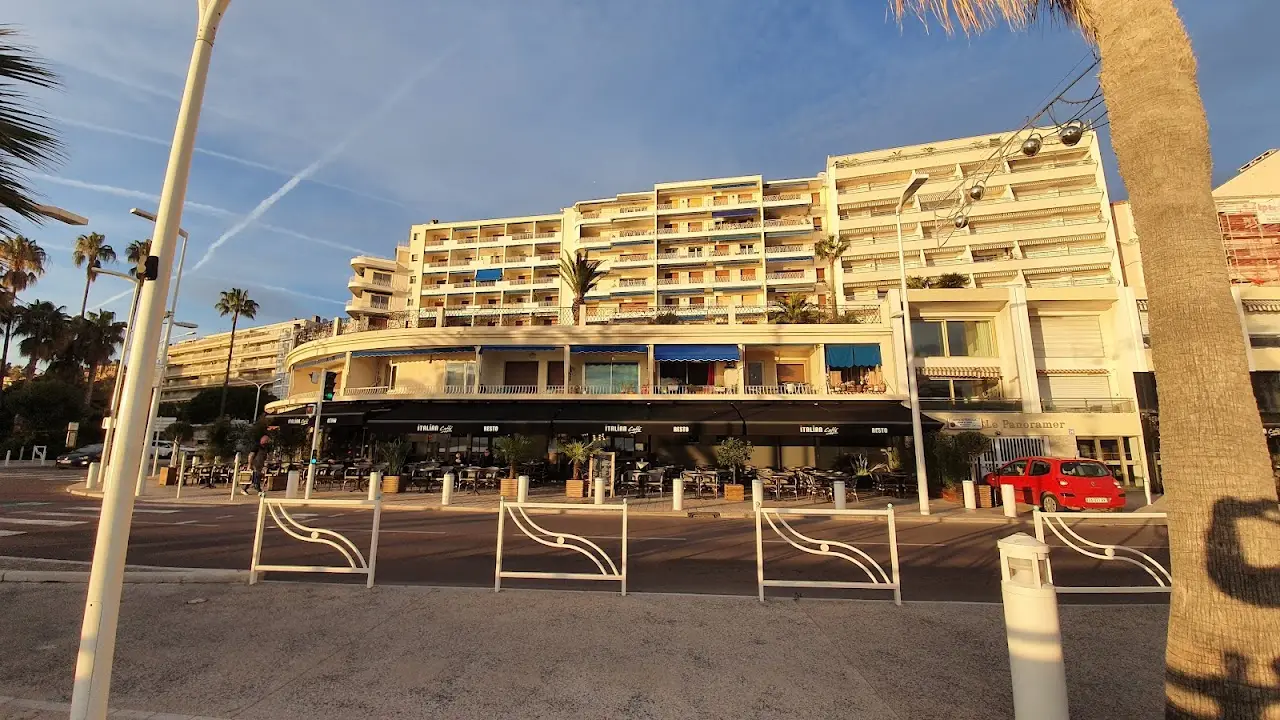 Cannes Mandelieu Airport (CEQ), photo 3
