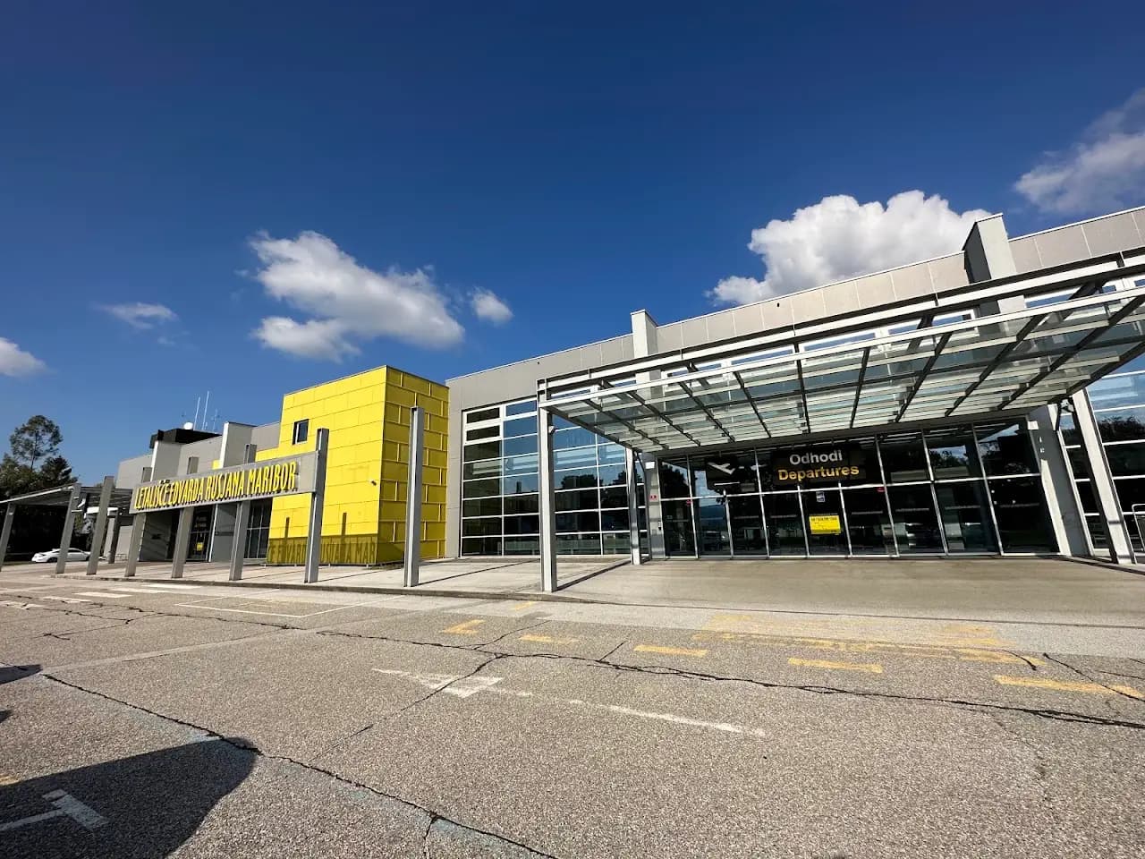 Maribor Edvard Rusjan Airport (MBX), photo 3