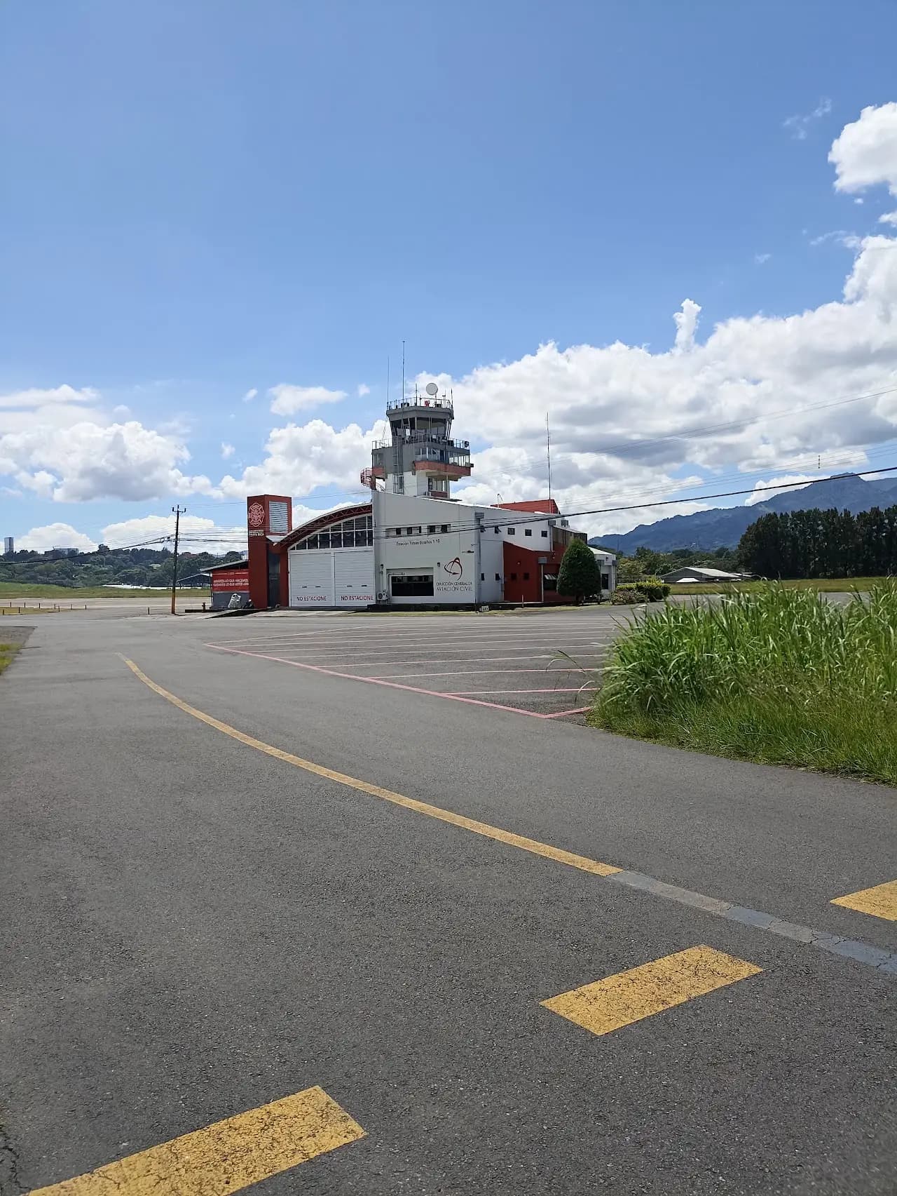 Tobías Bolaños International Airport (SYQ), photo 2