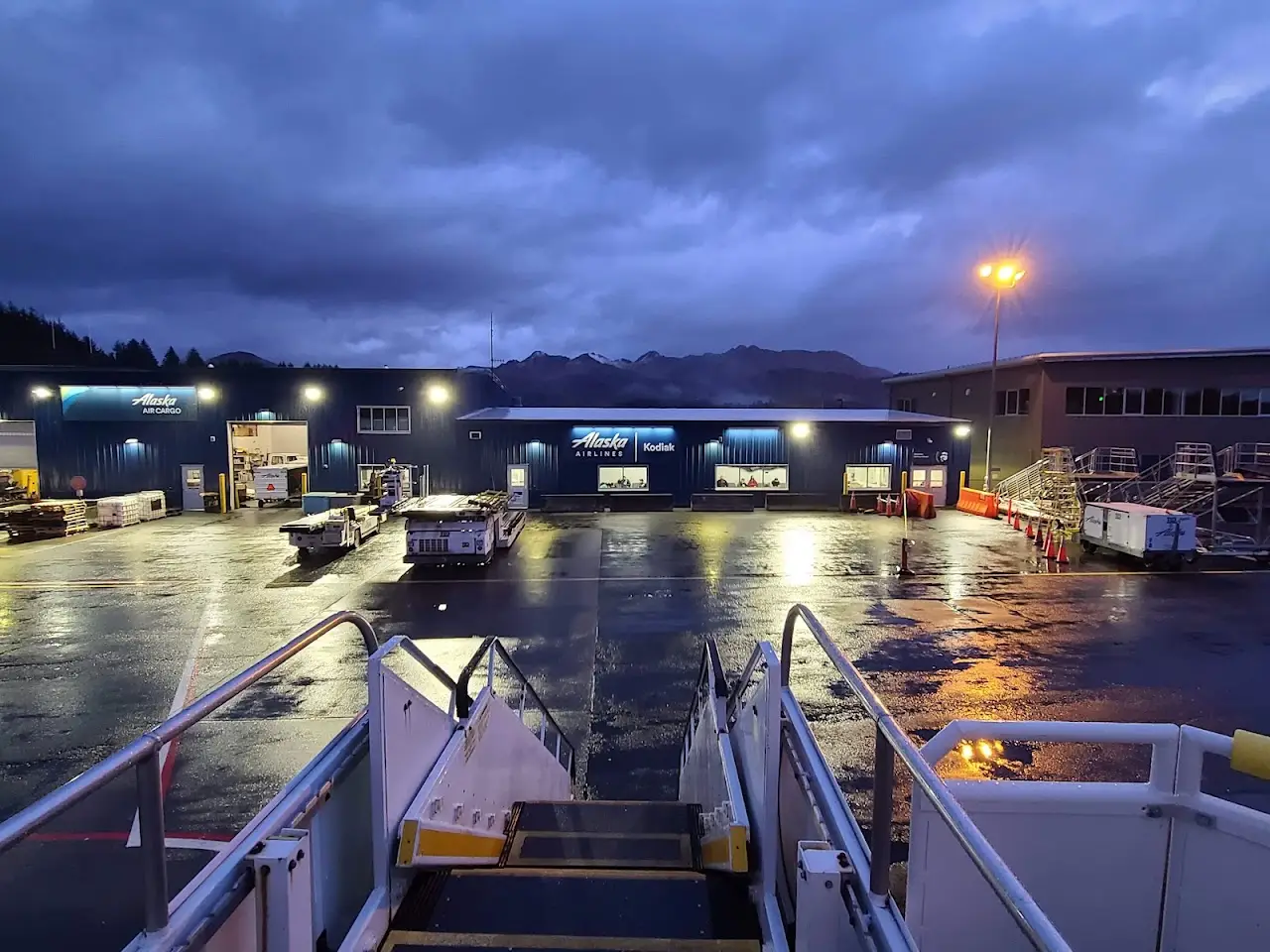 Kodiak Airport (ADQ), photo 3