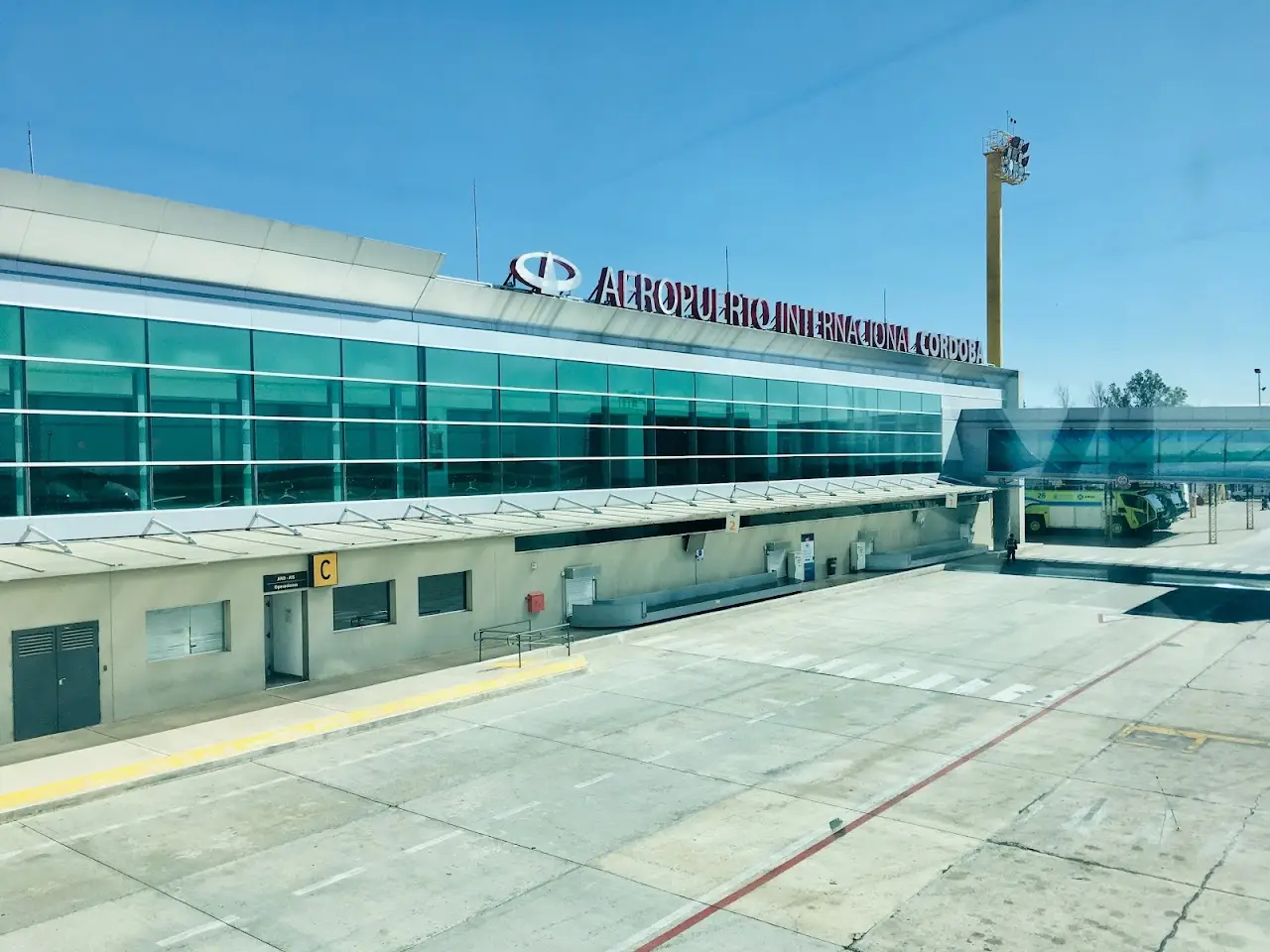 Ingeniero Aeronáutico Ambrosio L.V. Taravella International Airport (COR), photo 2