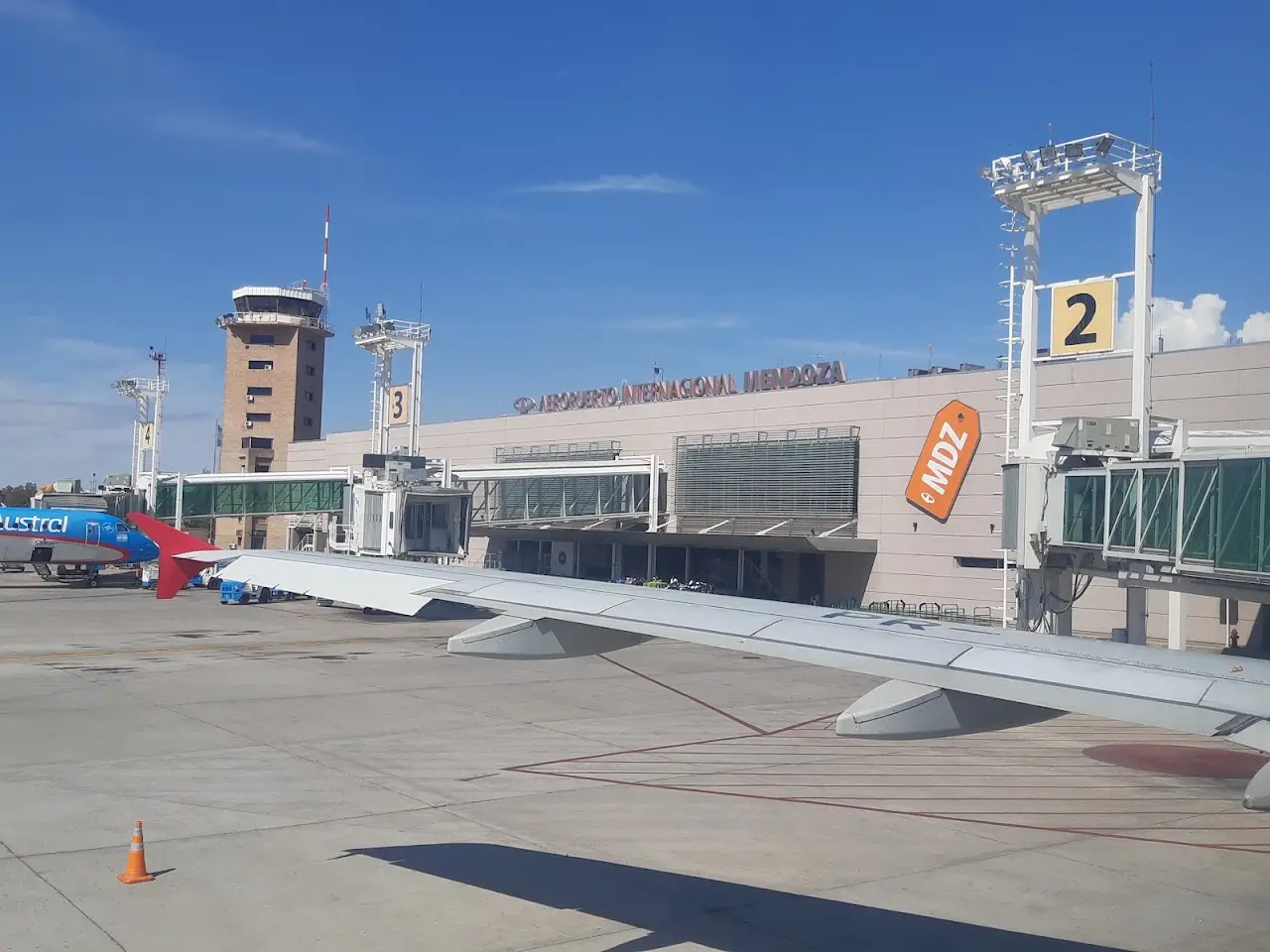 Governor Francisco Gabrielli International Airport (MDZ), photo 3