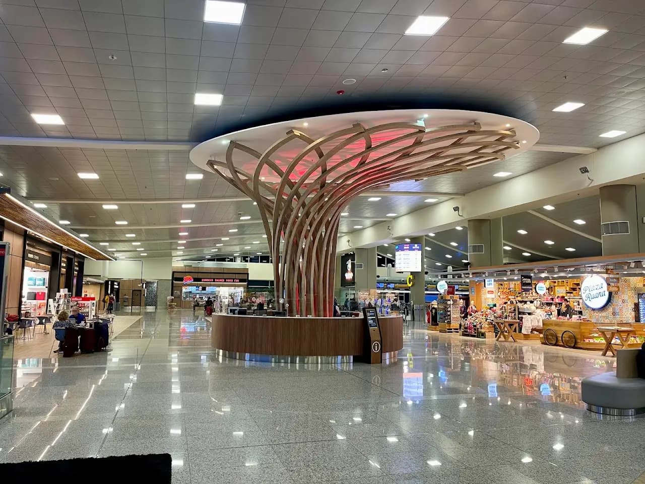 Mariscal Sucre International Airport (UIO), photo 4