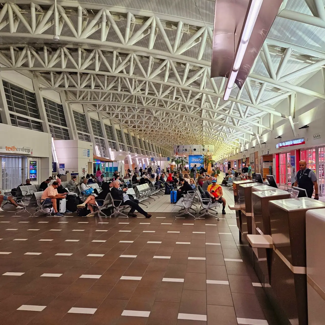 Luis Munoz Marin International Airport (SJU), photo 2