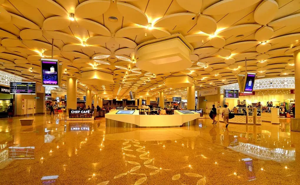Chhatrapati Shivaji Maharaj International Airport (BOM), photo 2