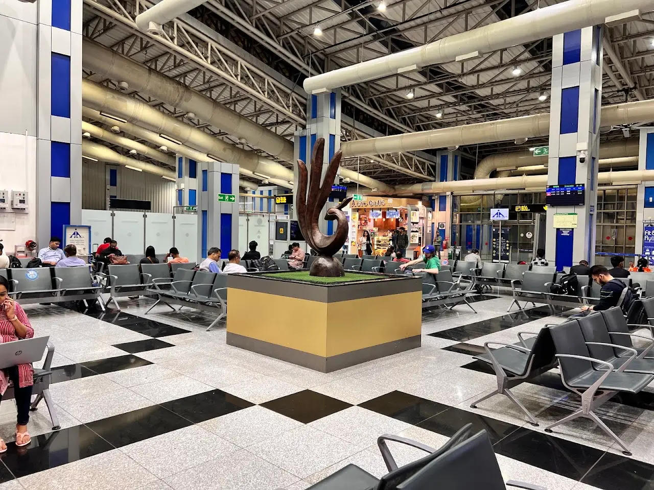 Surat International Airport (STV), photo 4