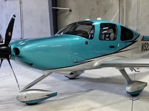 Cirrus SR22 Turbo G6 4 Blade N527WY