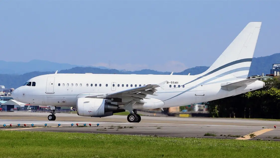 Airbus ACJ318 B-55411 operated by VIP Global, exterior