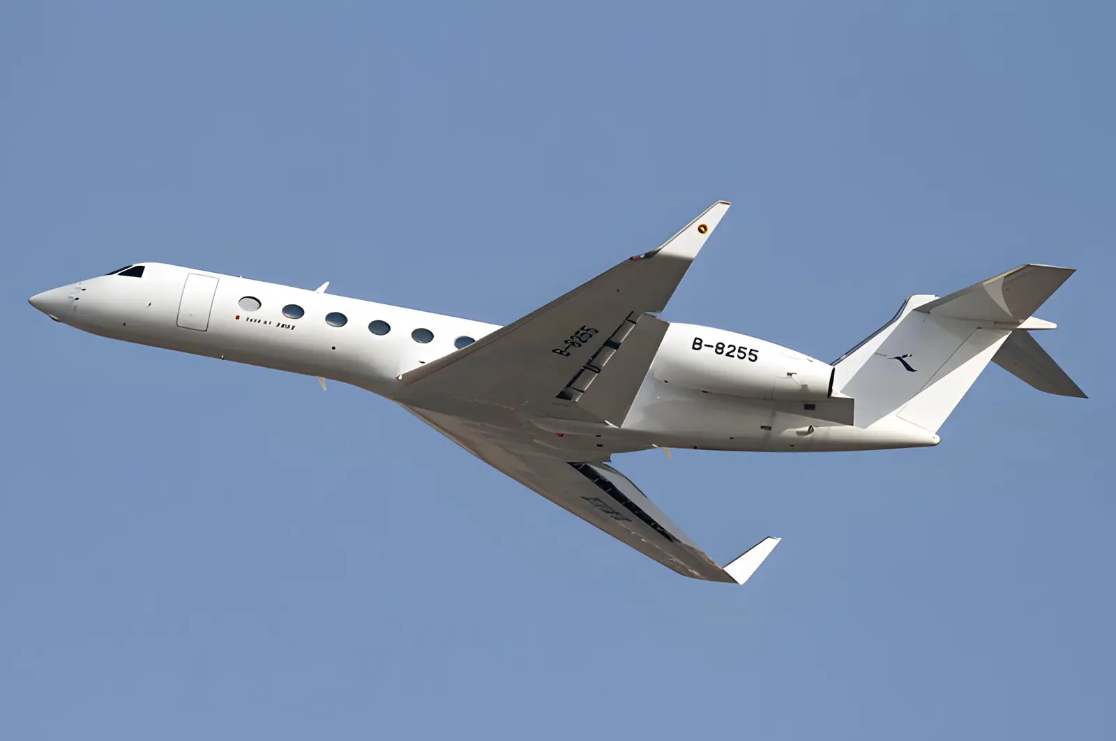 Gulfstream G550 B-8255 operated by Deer Jet Co Ltd, exterior