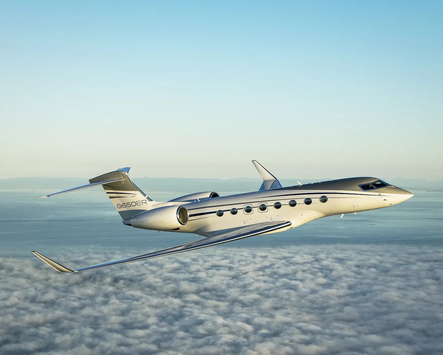 Gulfstream G650 C-FYRC operated by Sunwest Aviation, Ltd., exterior