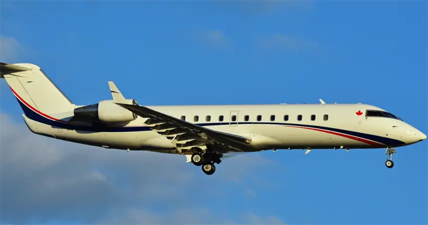Bombardier Challenger 850 C-GDTD operated by Flightexec, exterior