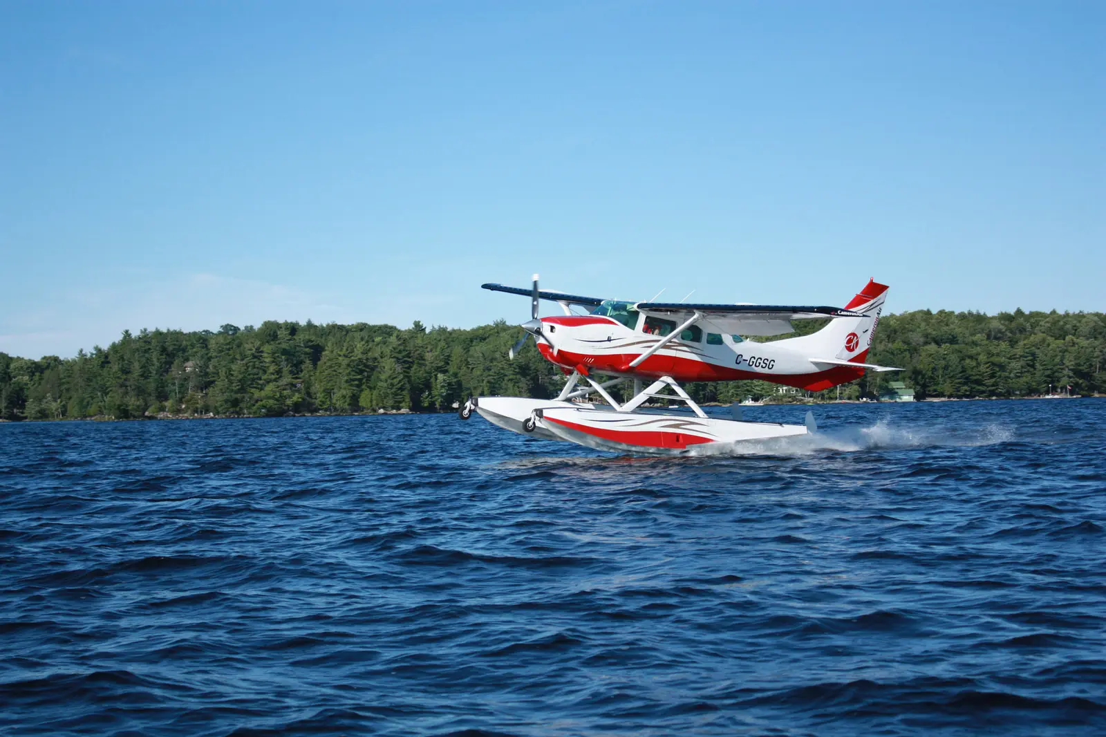 Cessna 206 C-GGSG operated by Cameron Air Service, Ltd, exterior