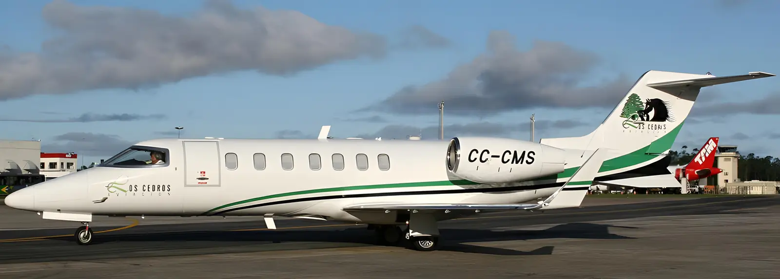 Bombardier Learjet 40 CC-CMS operated by Los Cedros Aviacion, exterior