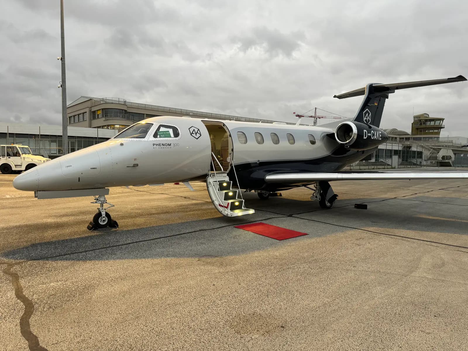 Embraer Phenom 300 D-CAKE operated by Spree Flug Luftfahrt GmbH, exterior