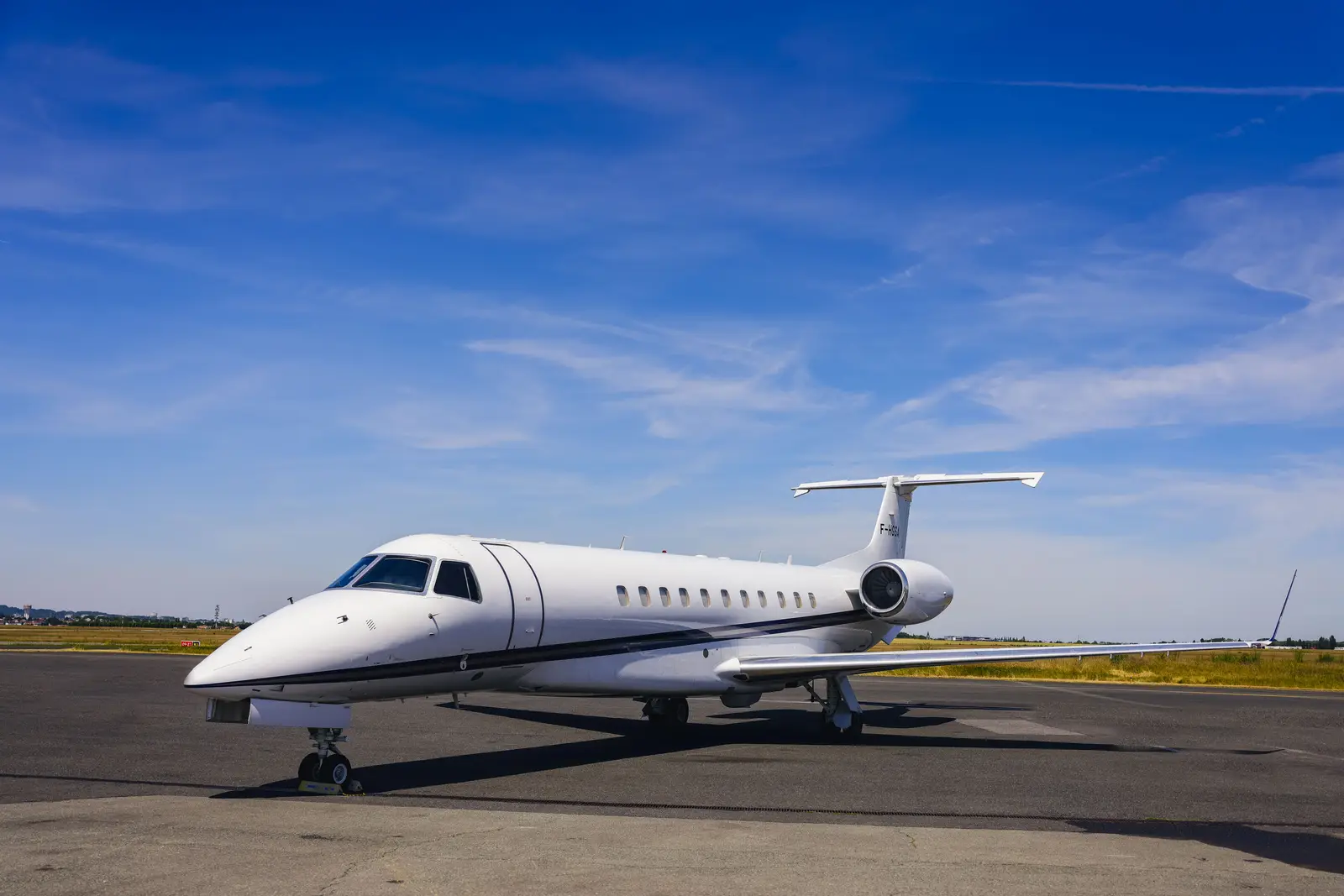 Embraer Legacy 600 F-HGSA operated by Valljet Airline, exterior