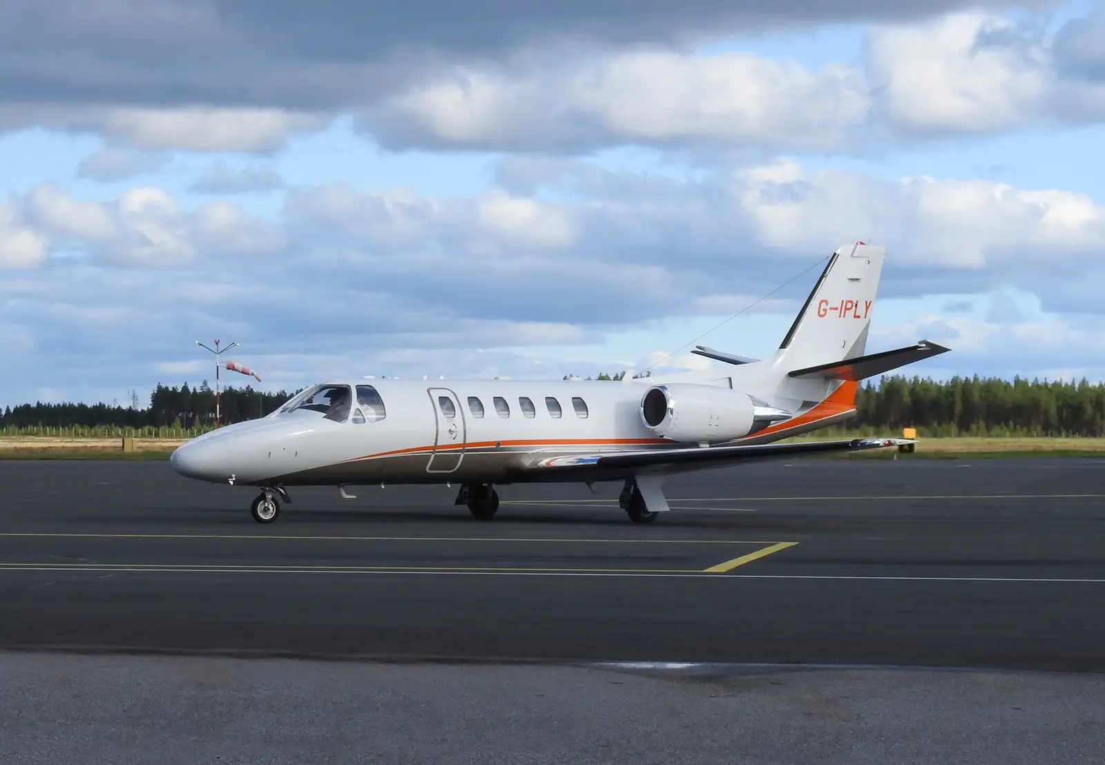 Cessna Citation Bravo G-IPLY operated by The Little Jet Company Ltd, exterior