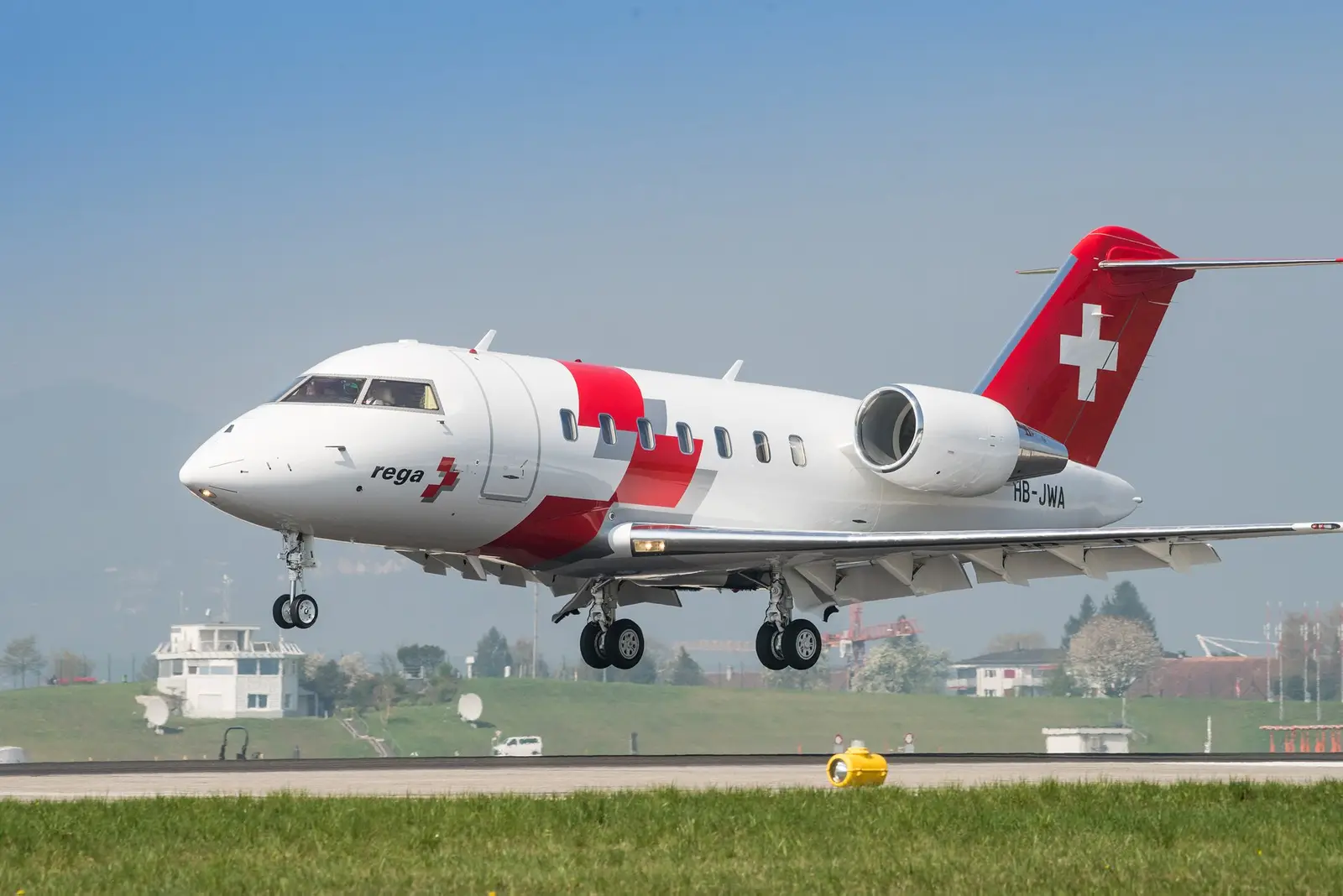 Bombardier Challenger 650 HB-JWA operated by Swiss Rega Air-Ambulance , exterior