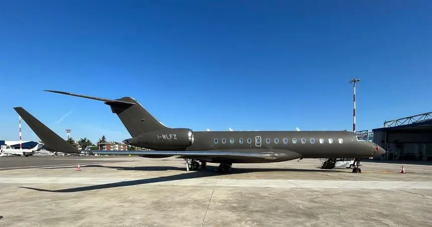 Bombardier Global Express XRS I-WLFZ operated by SIRIO S.p.A., exterior