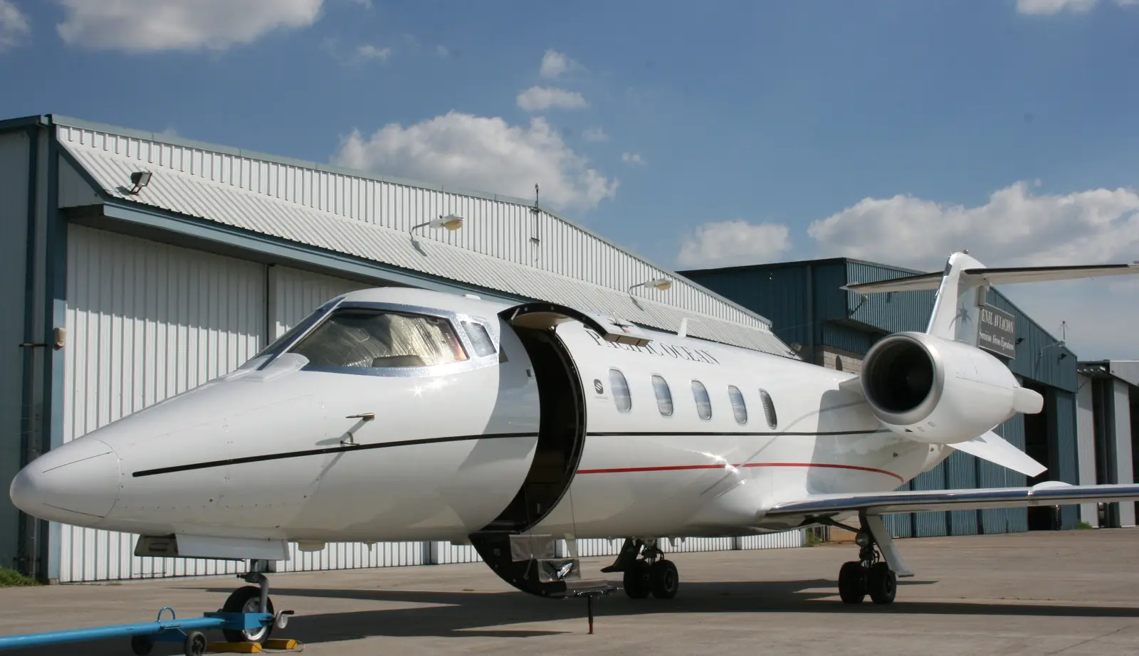 Bombardier Learjet 60 LV-CPL operated by Baires Fly S.A, exterior