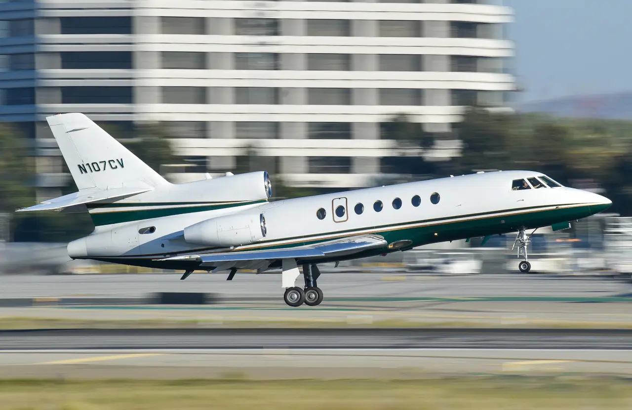 Dassault Falcon 50 N107CV operated by Haven Aviation Services Group (Haven ASG), exterior