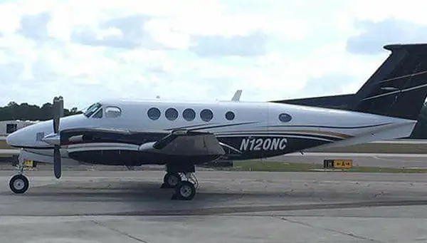 Beechcraft King Air B200 N120NC operated by Express Air Services, exterior