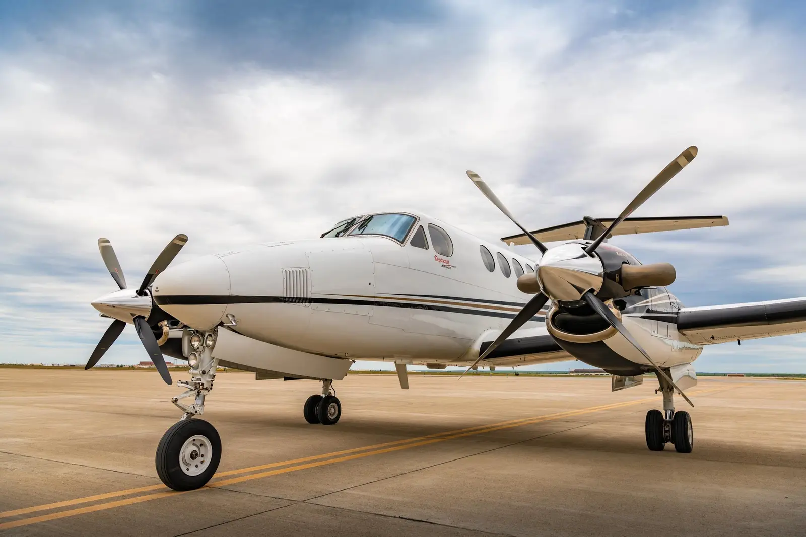 Beechcraft King Air B200GT N177TA operated by CSM Aviation, exterior
