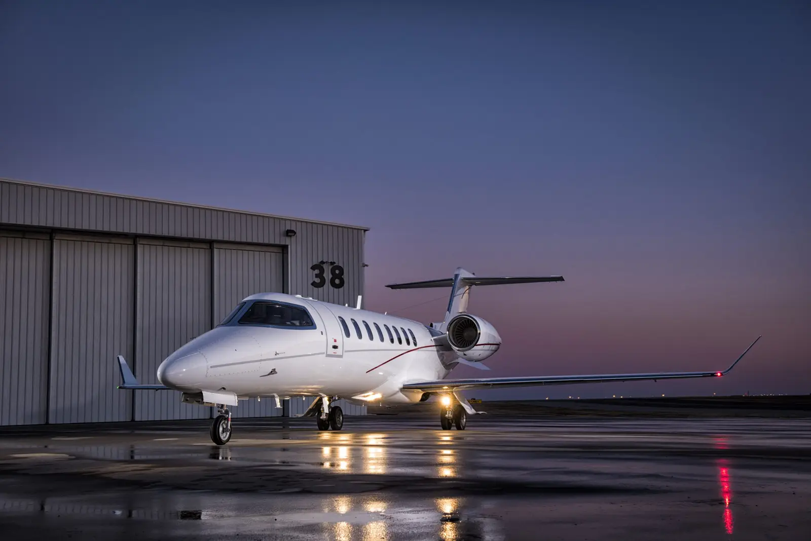 Bombardier Learjet 75 N25QT operated by Omni Air Transport, exterior