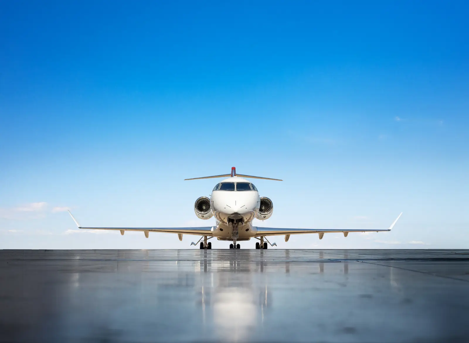 Bombardier Challenger 3500 N375AB operated by AB Jets, exterior