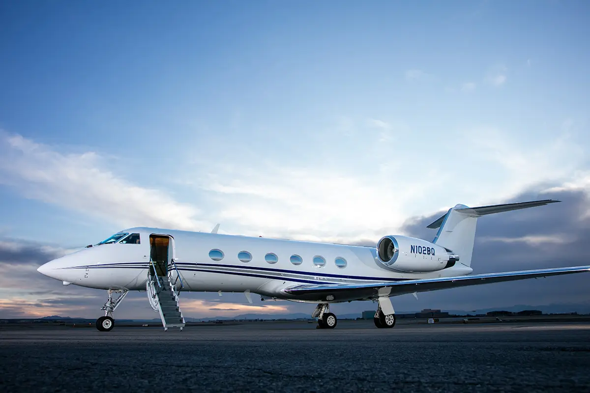 Gulfstream IV-SP N450EJ operated by Paradigm Jet Management, exterior