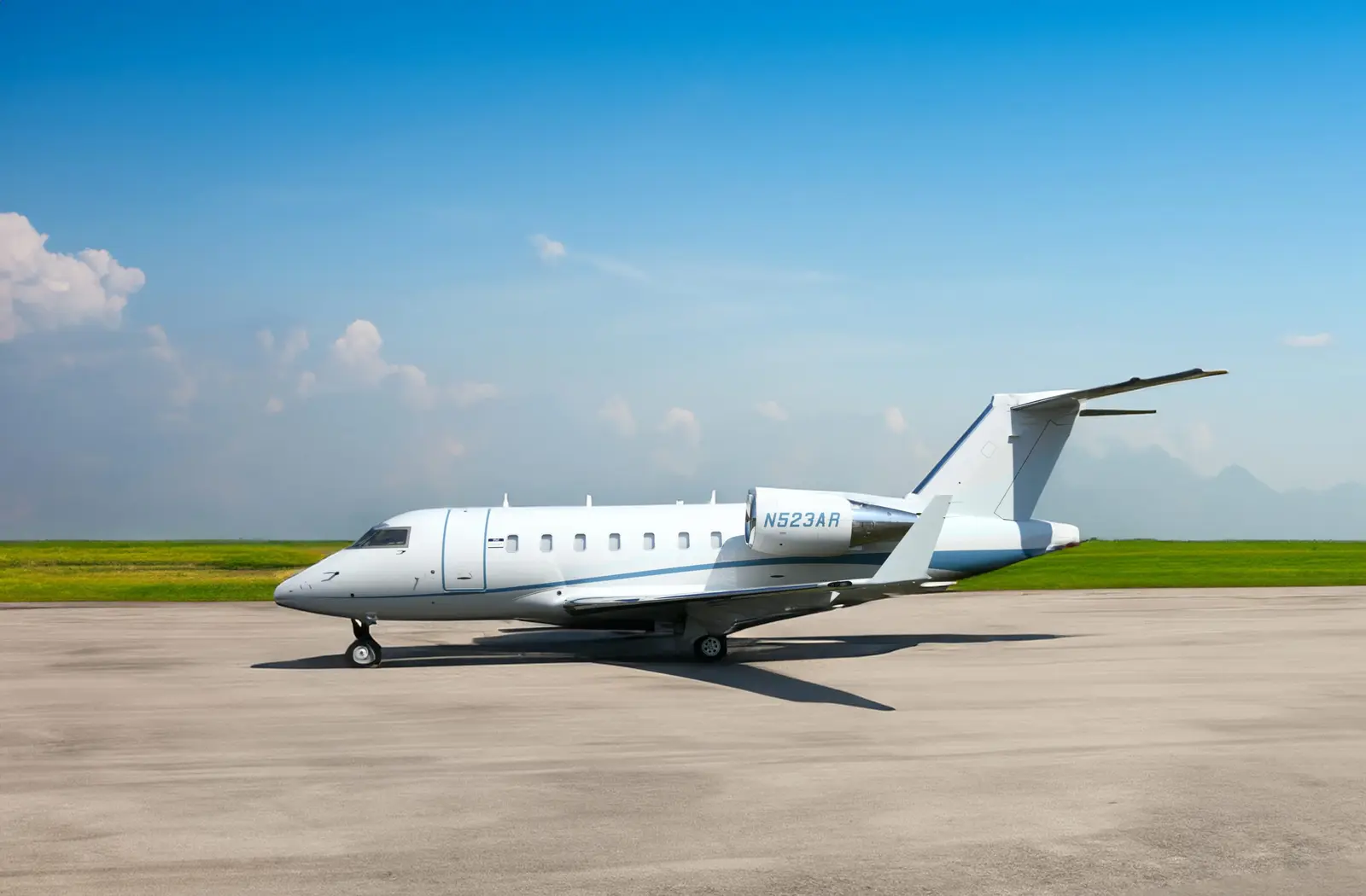 Bombardier Challenger 604 N523AR operated by Ventura Air Services, exterior