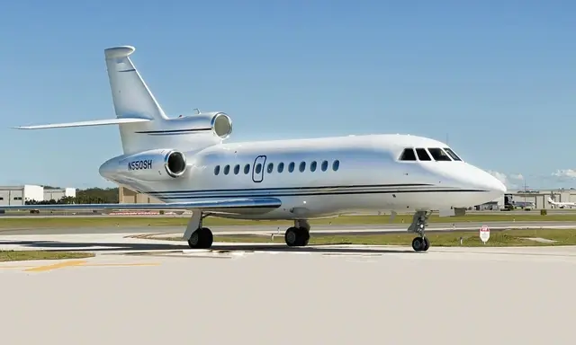Dassault Falcon 900EX EASy N550SH operated by Solairus Aviation, exterior