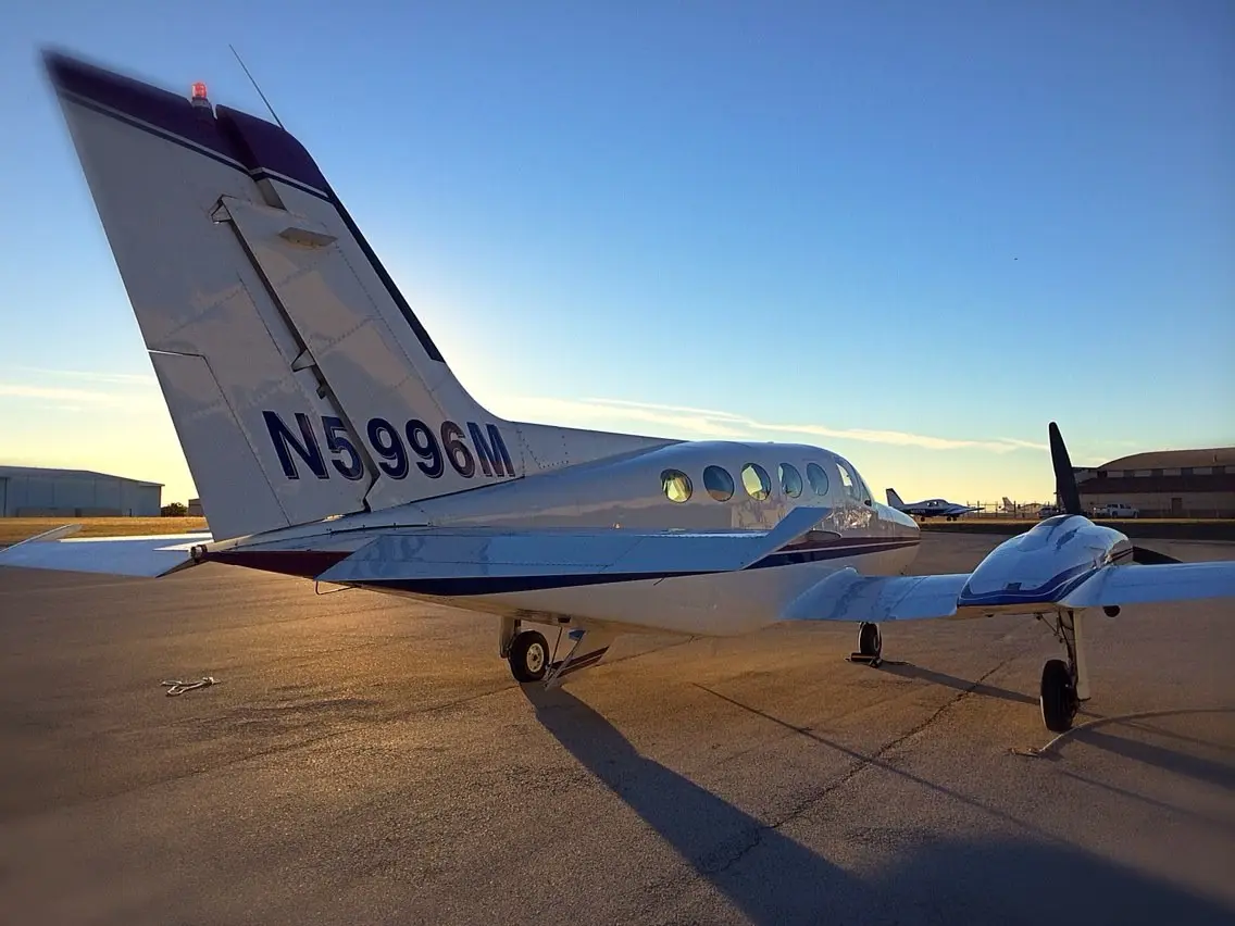 Cessna 421 N5996M operated by MedCare EMS, exterior