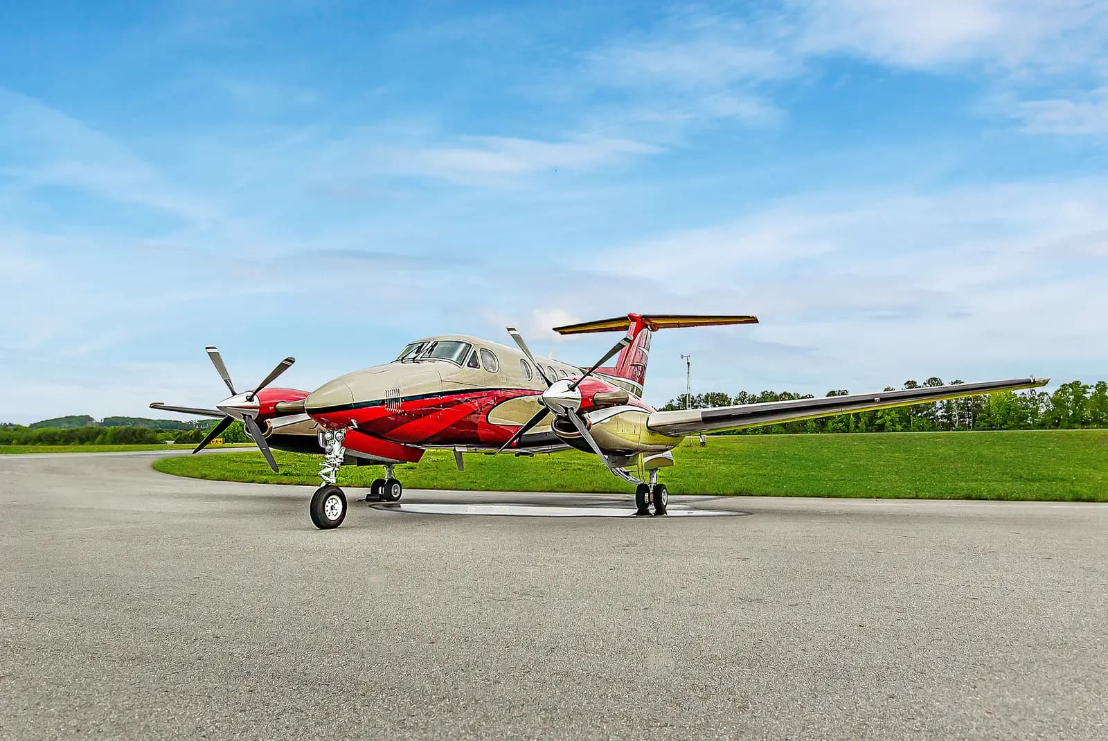 Beechcraft King Air B200GT N700NA operated by Atlanta Air Charter, Inc., exterior