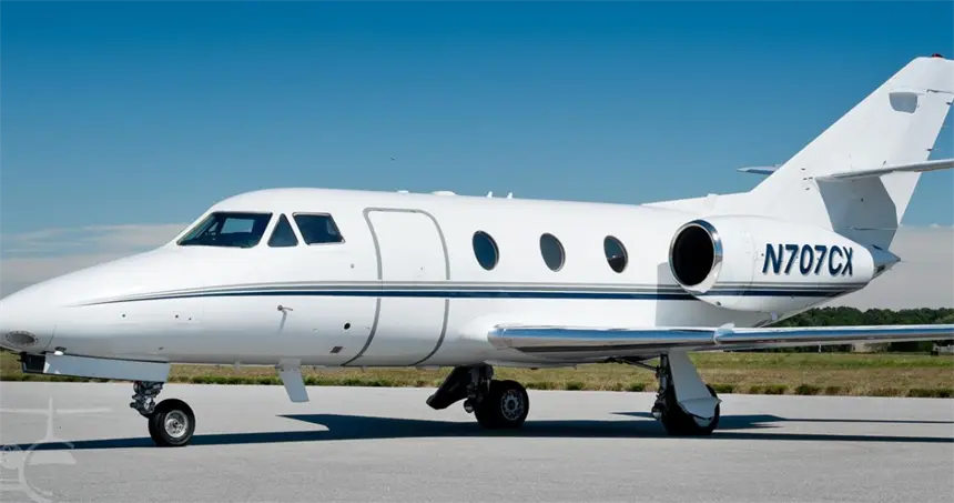 Dassault Falcon 100 N707CX operated by Club Jet Charter, LLC, exterior