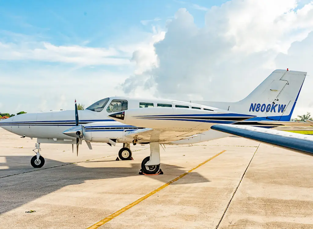 Cessna 402B N800KW operated by Noble Air Charter, exterior