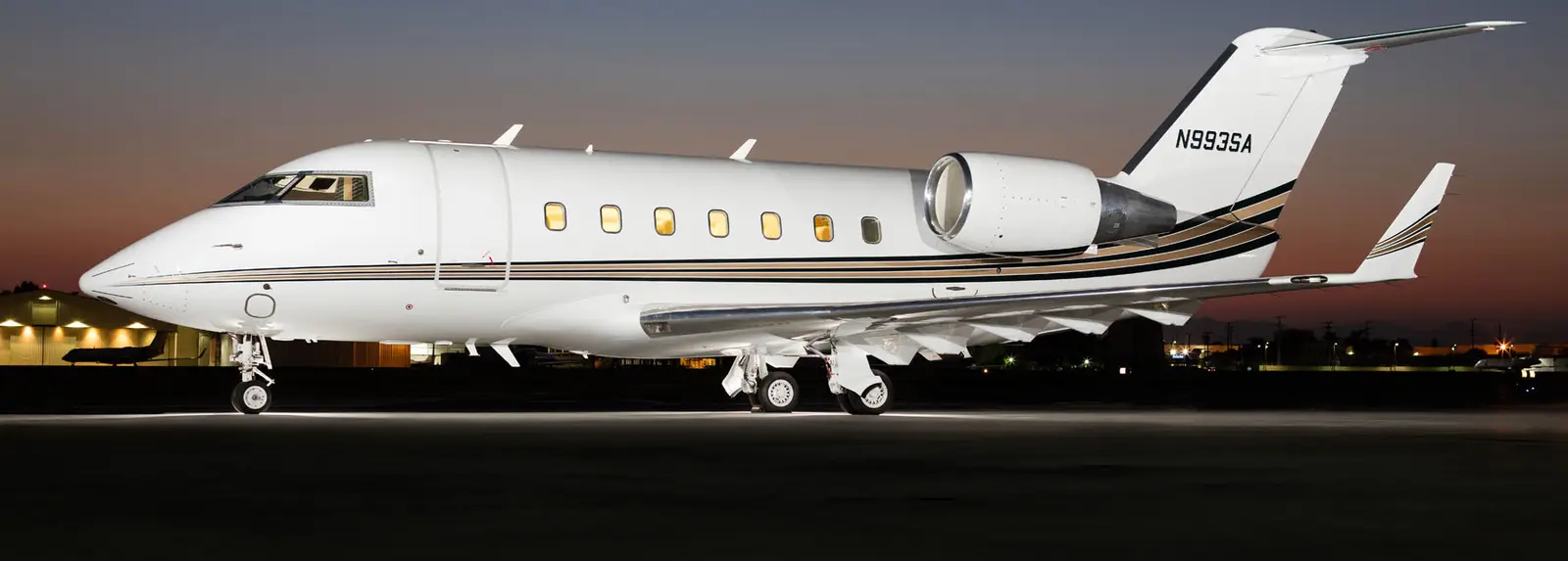 Bombardier Challenger 601-3A N993SA operated by Worldwide Jet Charter, Inc., exterior