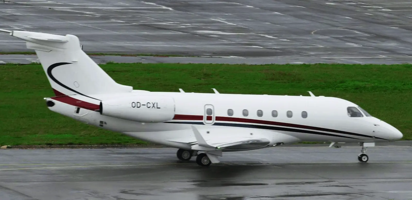 Embraer Legacy 500 OD-CXL operated by Cedar Executive, exterior