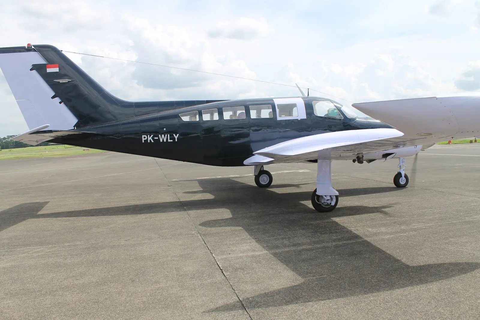 Cessna 402B PK-WLY operated by PT. Whitesky Aviation, exterior