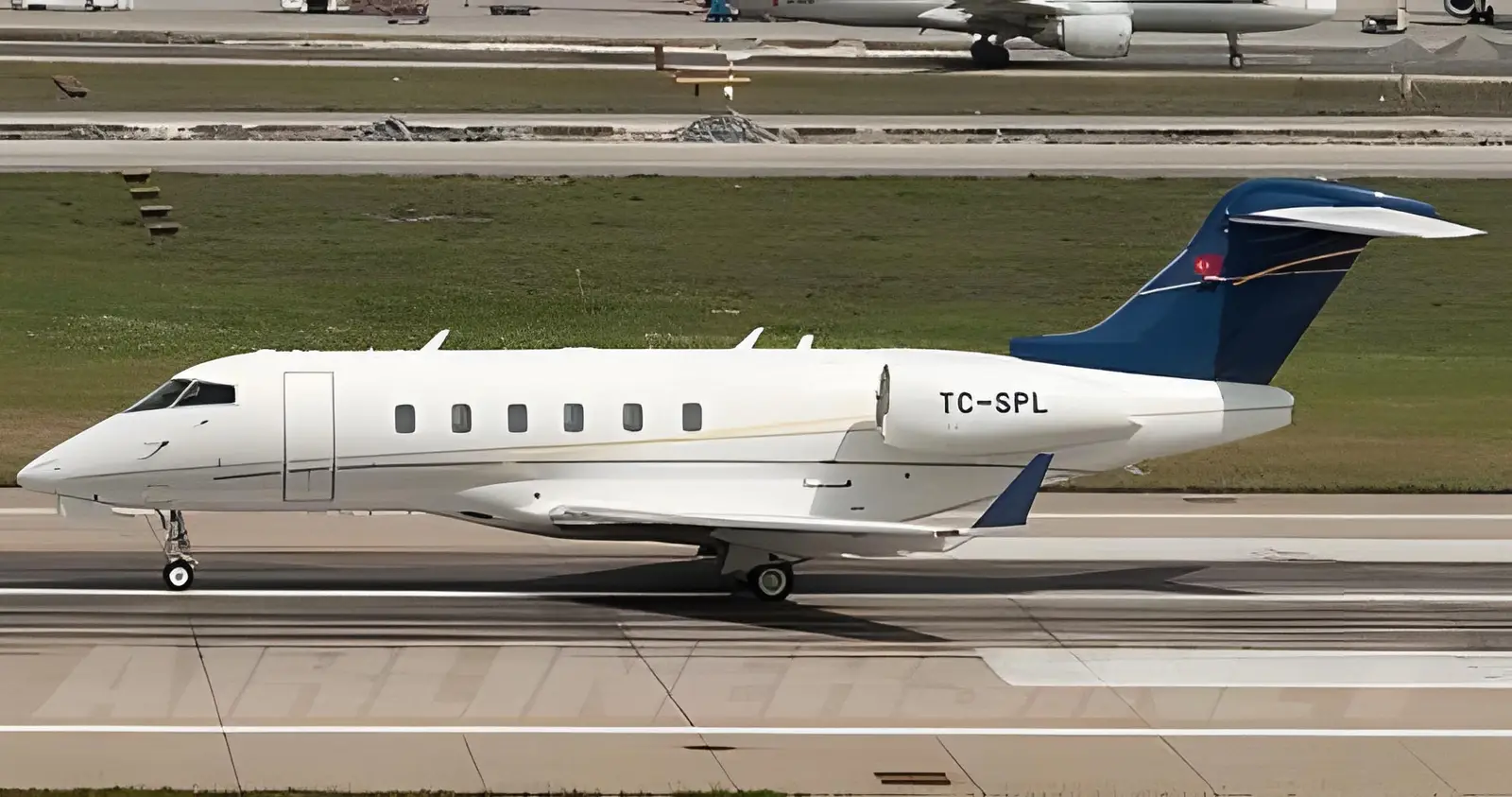 Bombardier Challenger 300 TC-SPL operated by Sozjet, exterior