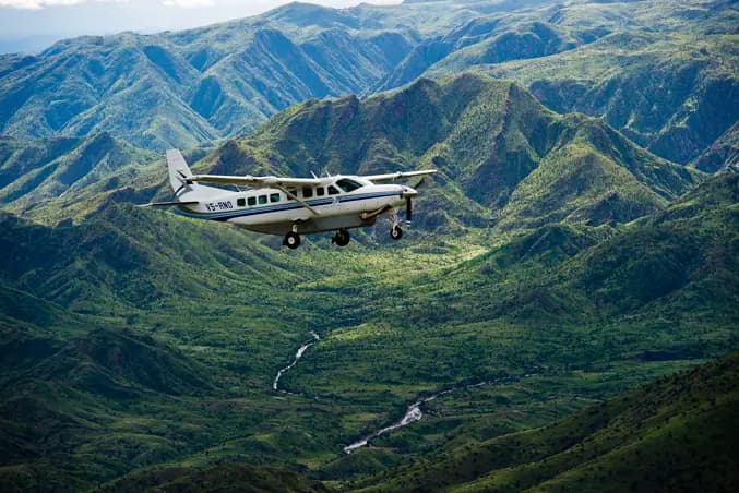 Cessna 208B Grand Caravan V5-RNO operated by Wilderness Air (PTY) LTD, exterior
