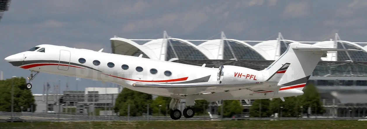 Gulfstream G550 VH-PFL operated by Pacific Flight Services Pte Ltd, exterior
