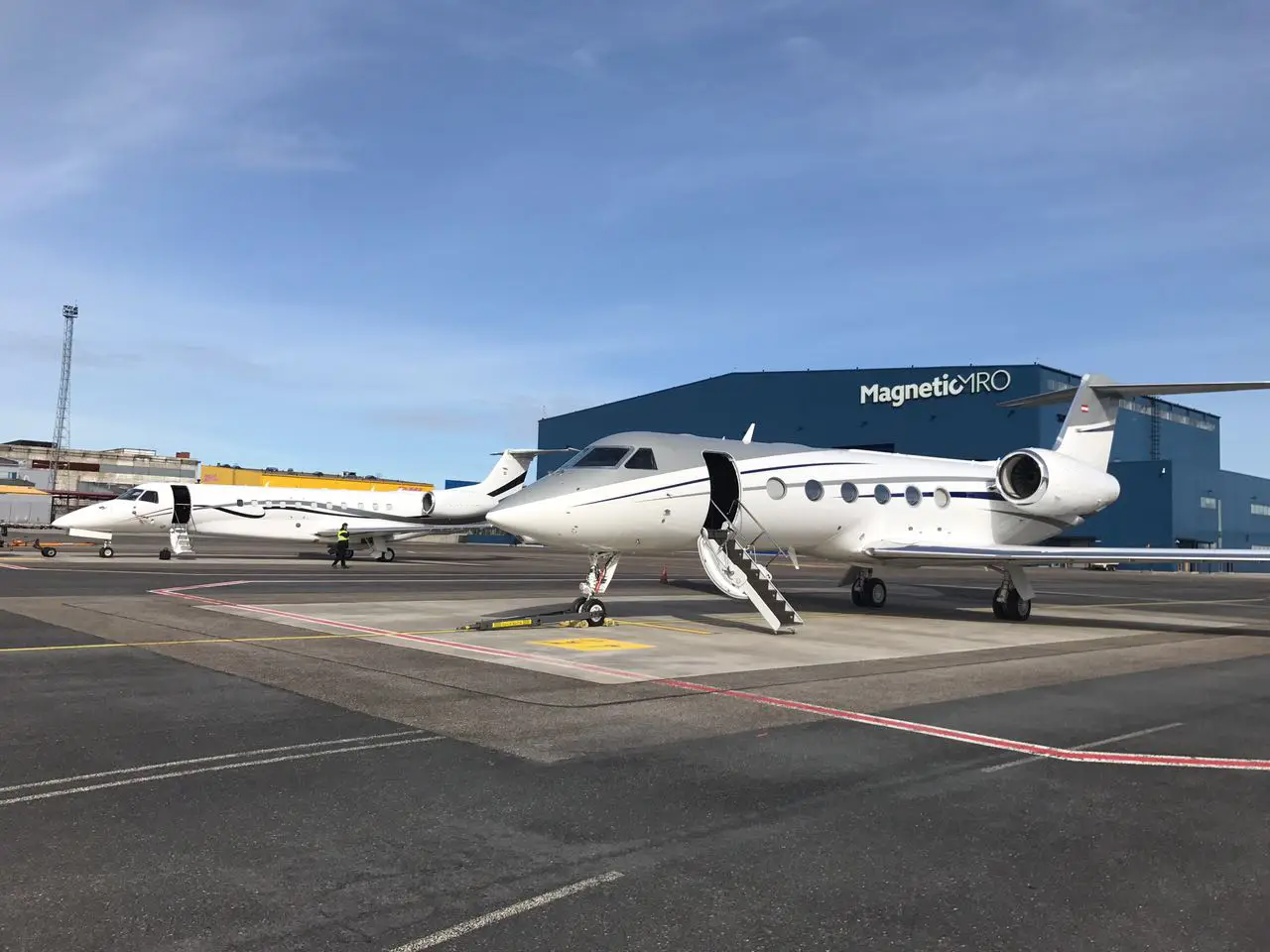 Gulfstream G450 YL-ATE operated by Union Aviation, exterior