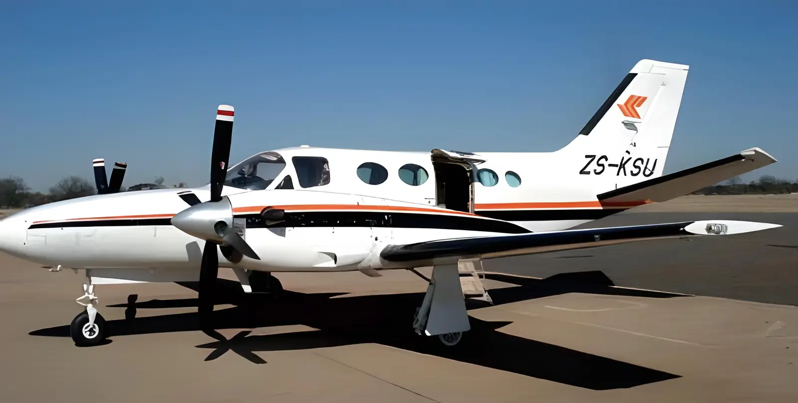 Cessna 425 ZS-KSU operated by Avex Air Transport, exterior
