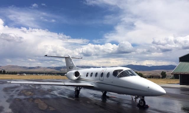 Beechjet 400A N872RA