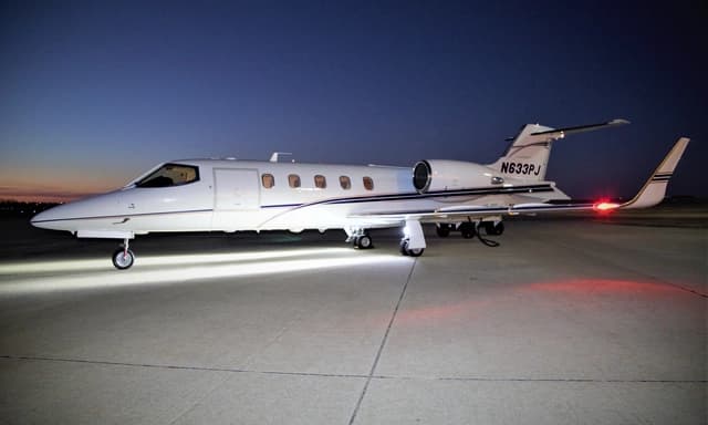 Learjet 31A N633PJ
