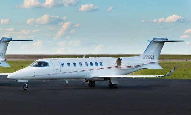 Learjet 75 N753A