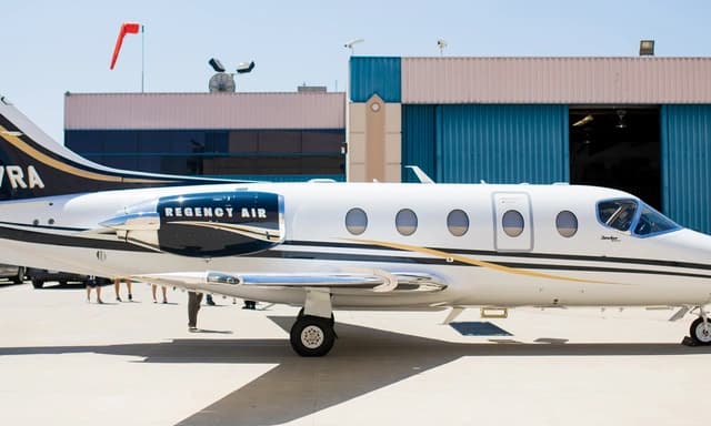 Beechjet 400A N937RA