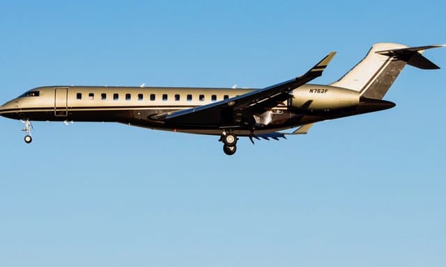 Global 7500 N762F