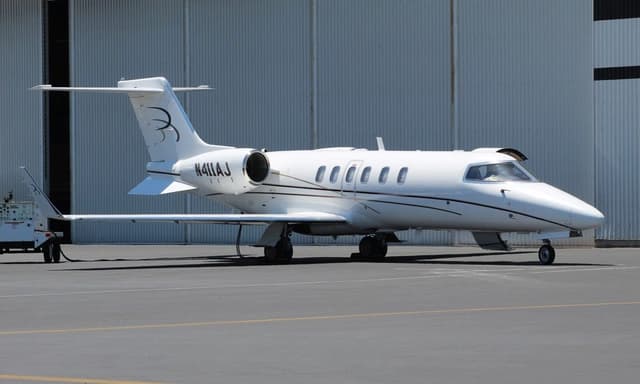 Learjet 45 N411AJ