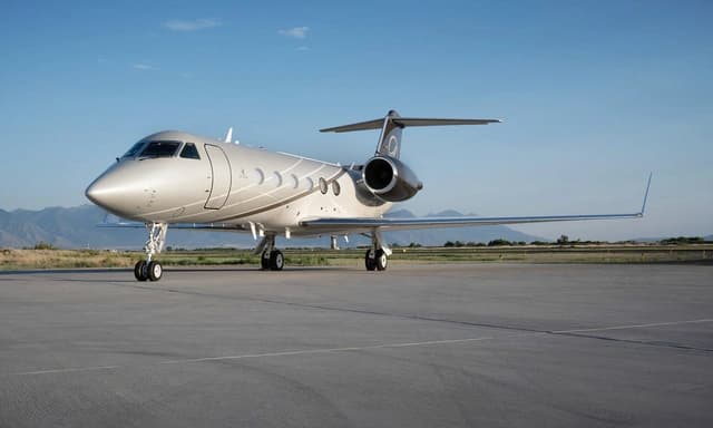 Gulfstream IV N30JE